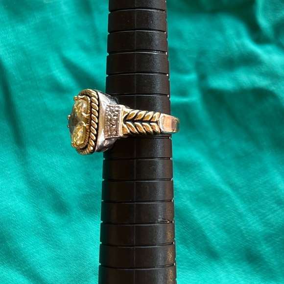 Lia Sophia Lemon Chiffon Ring Two Tone Gold Silver Yellow Crystal Faux Diamond - Picture 3 of 5